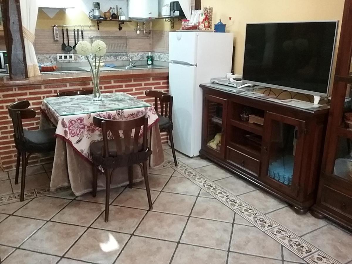 Casa Rural La Antigua Tahona Candelario Exteriör bild