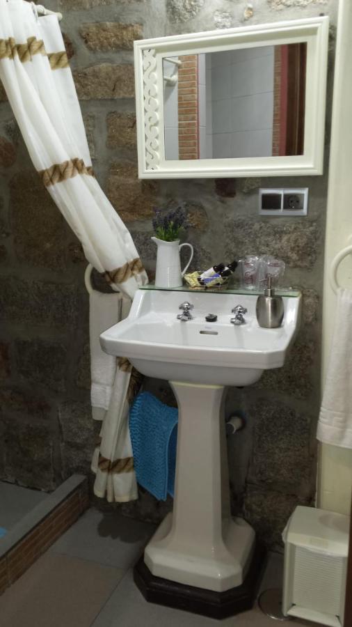 Casa Rural La Antigua Tahona Candelario Exteriör bild